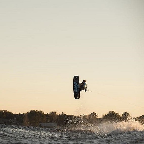 Impression of Marc Kroons sick tricks on the water